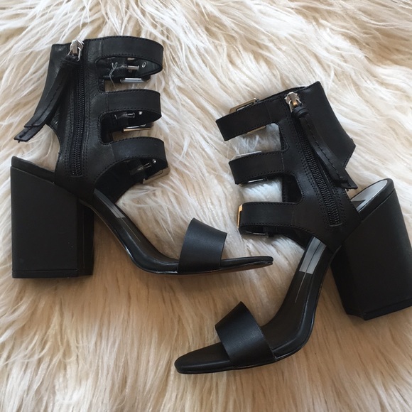 Buckled heels SOLD - Picture 2 of 8